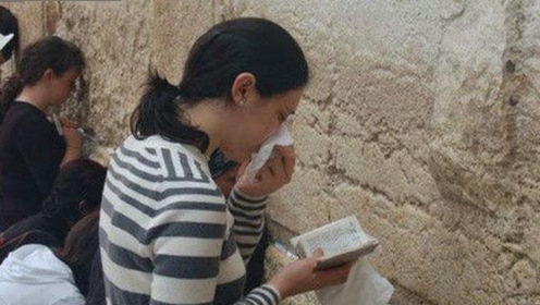 国产电影的“激情”背后：从特级毛片到福利创新的反差故事